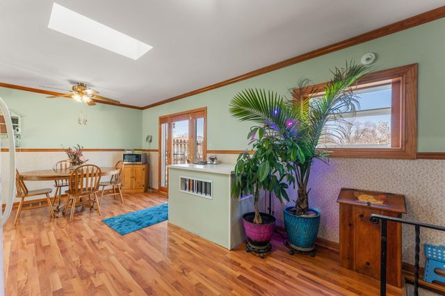 906 E Glen Park Avenue, Griffith, IN 46319