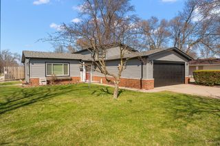 906 E Glen Park Avenue, Griffith, IN 46319