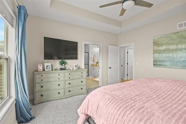 1907 Owen Drive, Pleasant Hill, MO 64080