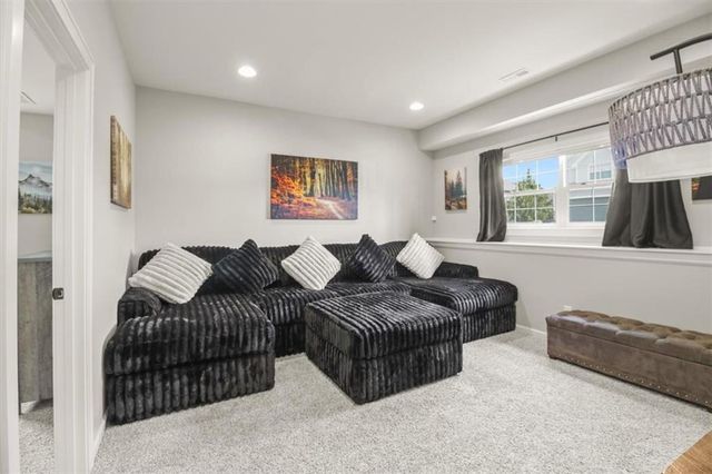 1907 Owen Drive, Pleasant Hill, MO 64080