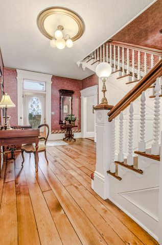 410 5TH ST, Glasgow, MO 65254