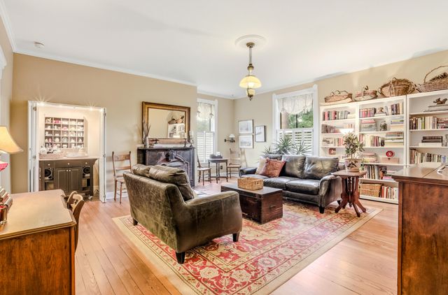 410 5TH ST, Glasgow, MO 65254