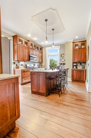 410 5TH ST, Glasgow, MO 65254