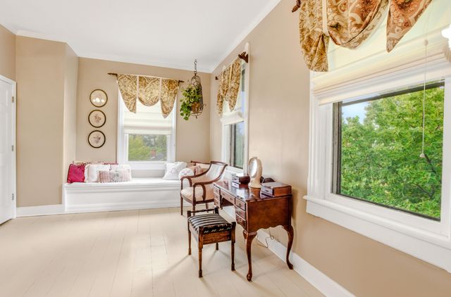 410 5TH ST, Glasgow, MO 65254