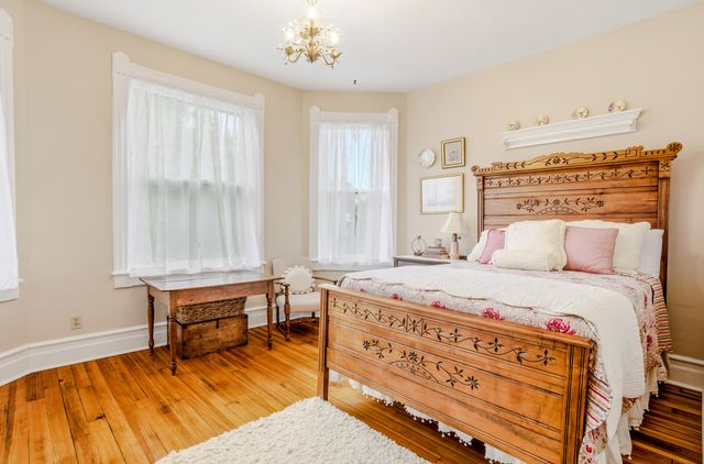 410 5TH ST, Glasgow, MO 65254