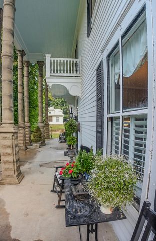 410 5TH ST, Glasgow, MO 65254