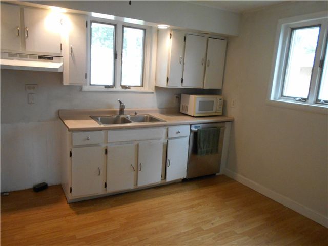 321 E 4th St, Derry Twp, PA 15627