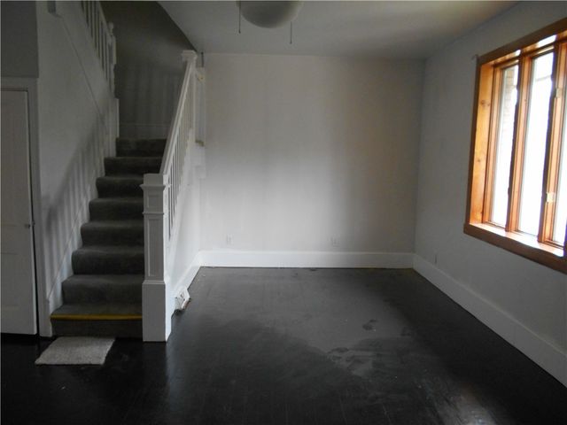 321 E 4th St, Derry Twp, PA 15627