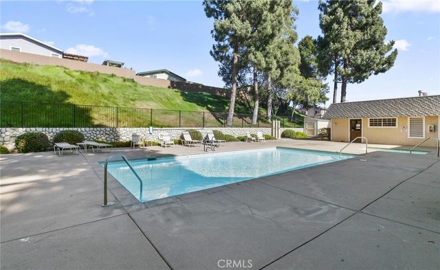 3401 Quail Meadows Drive 172, Santa Maria, CA 93455