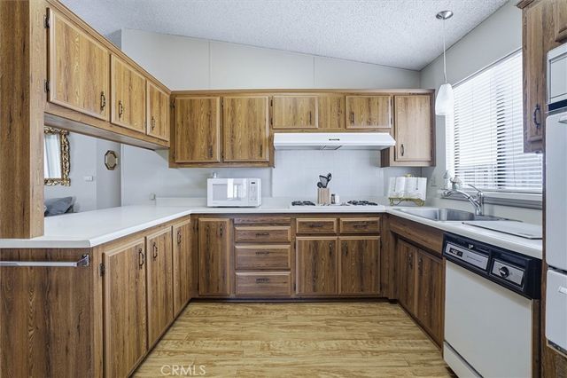 3401 Quail Meadows Drive 172, Santa Maria, CA 93455
