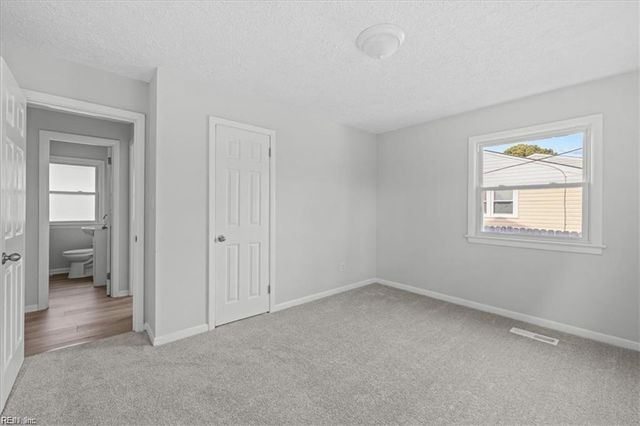 107 Aspenwood DR, Hampton, VA 23666