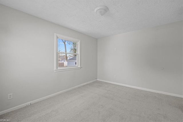 107 Aspenwood DR, Hampton, VA 23666