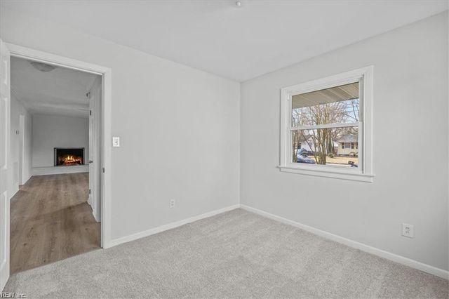 107 Aspenwood DR, Hampton, VA 23666