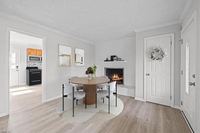 107 Aspenwood DR, Hampton, VA 23666