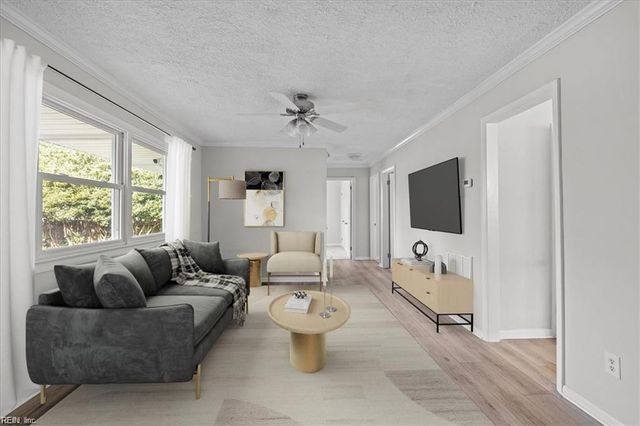 107 Aspenwood DR, Hampton, VA 23666