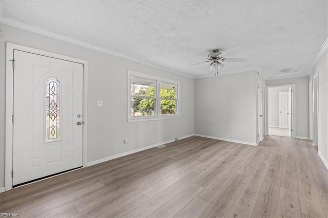 107 Aspenwood DR, Hampton, VA 23666