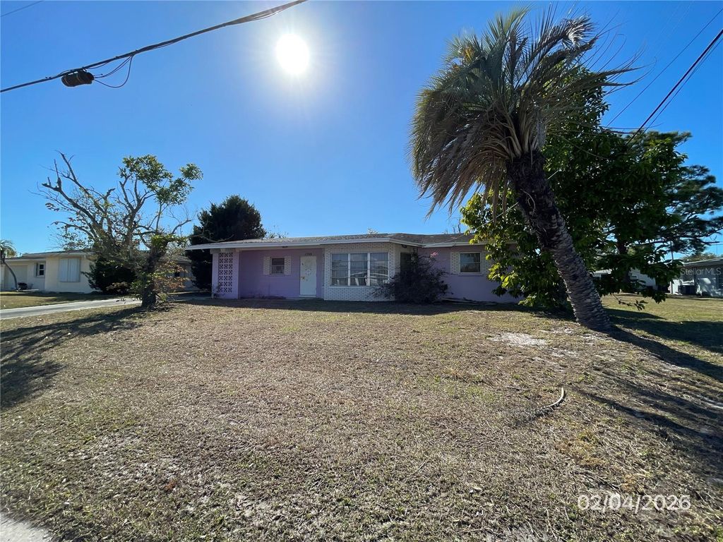 1708 CAMBRIDGE DRIVE, Venice, FL 34293