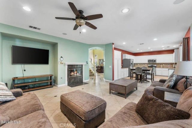 4103 W Avenue J3, Lancaster, CA 93536