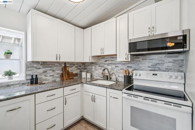 2317 Mira Vista Dr, El Cerrito, CA 94530