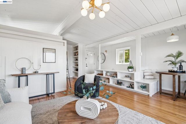 2317 Mira Vista Dr, El Cerrito, CA 94530