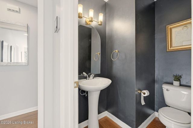 10001 Spring Gate Dr, Louisville, KY 40241