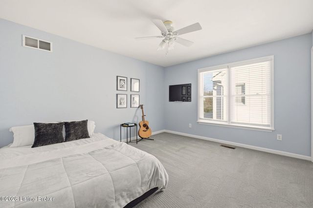 10001 Spring Gate Dr, Louisville, KY 40241