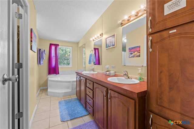 700 Mustang Lane, Killeen, TX 76549