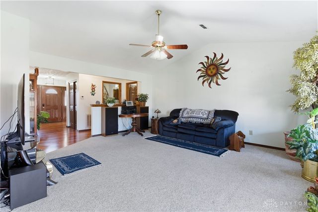 8858 Deer Hollow Drive, Huber Heights, OH 45424