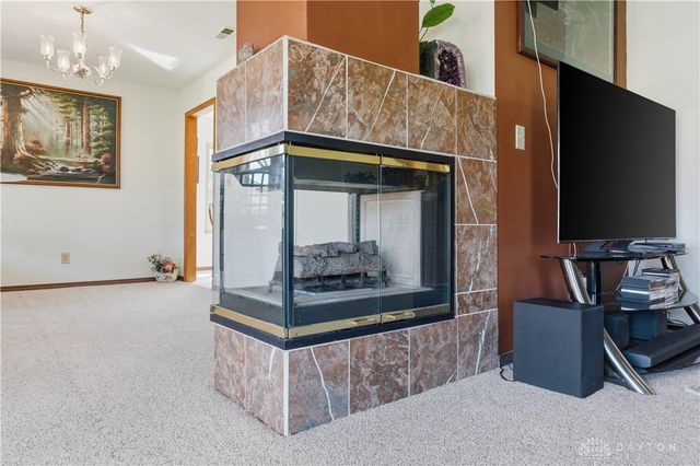 8858 Deer Hollow Drive, Huber Heights, OH 45424