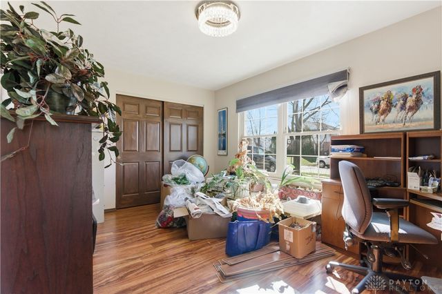 8858 Deer Hollow Drive, Huber Heights, OH 45424