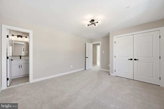 607 BURGUNDY DR, Rockville, MD 20850