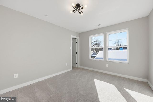 607 BURGUNDY DR, Rockville, MD 20850