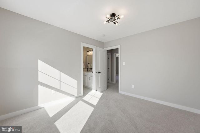 607 BURGUNDY DR, Rockville, MD 20850