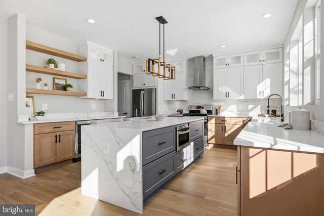 607 BURGUNDY DR, Rockville, MD 20850