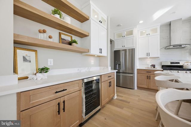 607 BURGUNDY DR, Rockville, MD 20850