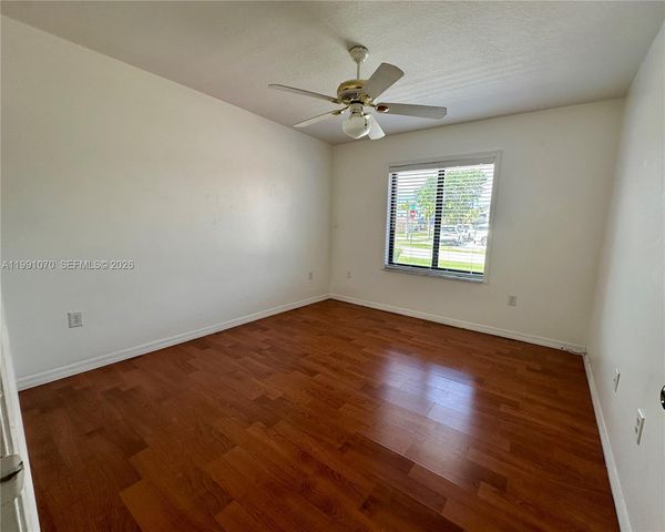 15182 SW 171st St, Miami, FL 33187