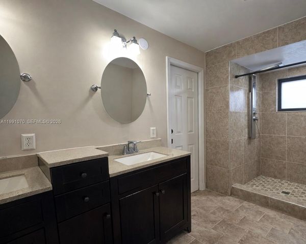 15182 SW 171st St, Miami, FL 33187