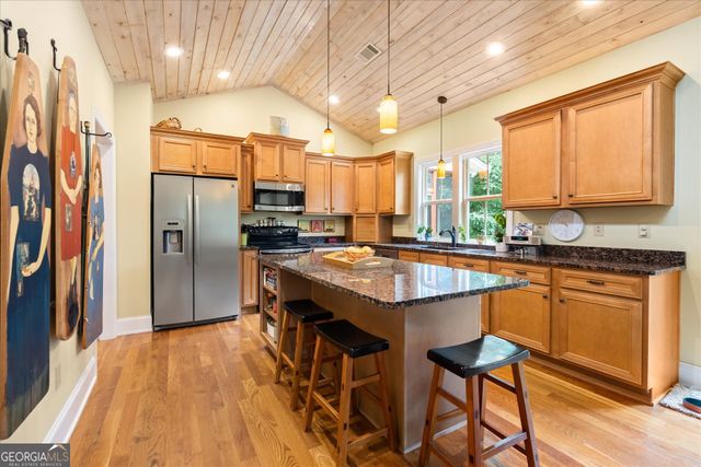 7150 Burnside Court, Villa Rica, GA 30180