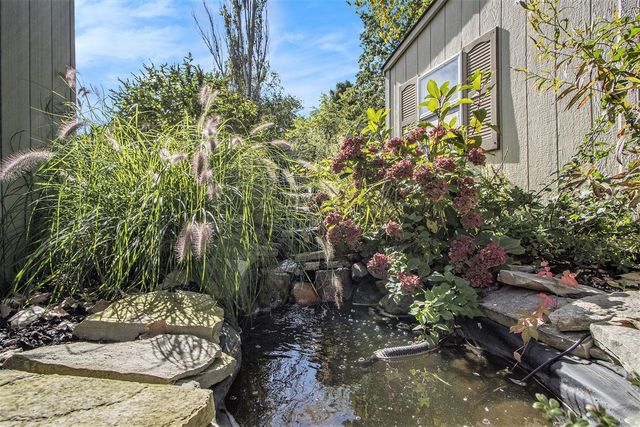 1505 Spruce Brook Road, Kalamazoo, MI 49048