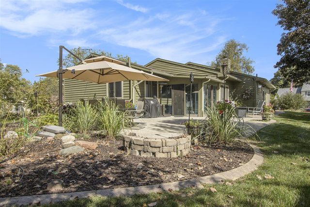 1505 Spruce Brook Road, Kalamazoo, MI 49048