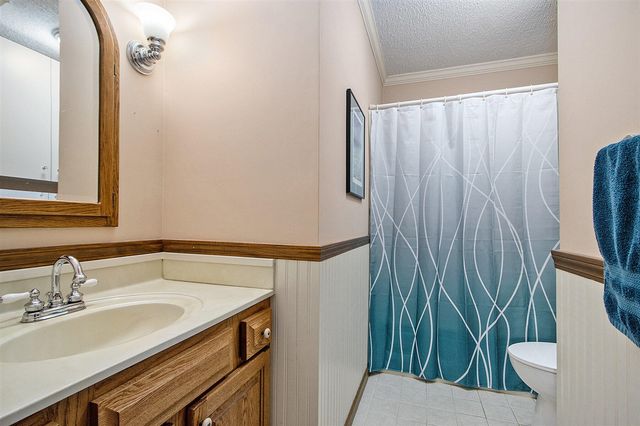 1505 Spruce Brook Road, Kalamazoo, MI 49048