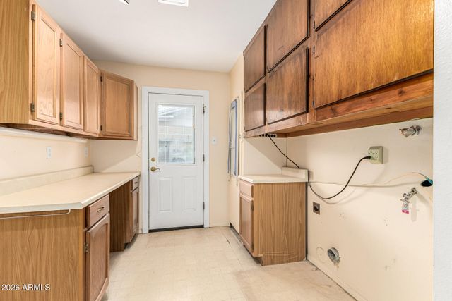 6743 S NEWBERRY Road, Tempe, AZ 85283