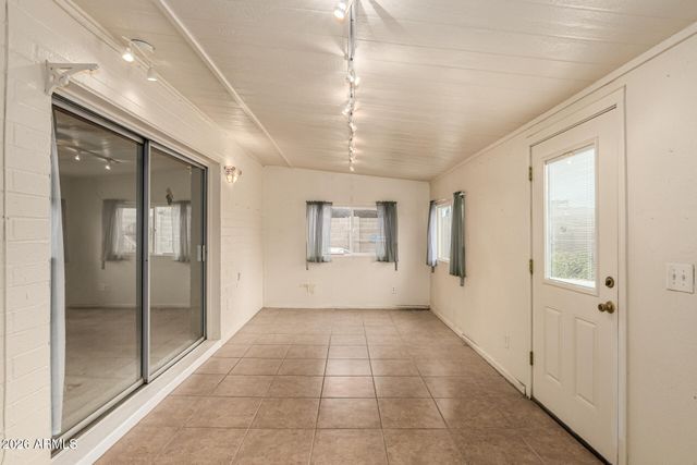 6743 S NEWBERRY Road, Tempe, AZ 85283