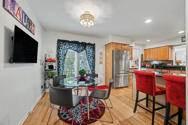 2785 Maitland Drive, Ann Arbor, MI 48105