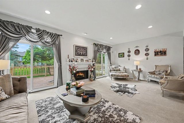 2785 Maitland Drive, Ann Arbor, MI 48105