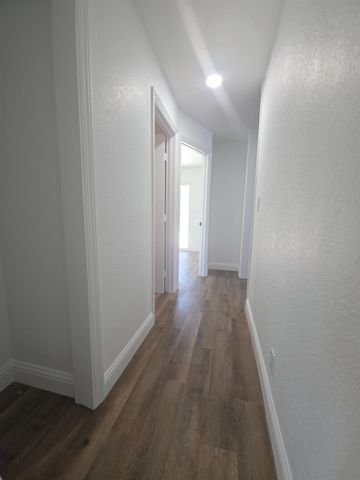 2347 E Alpine Ave, Stockton, CA 95205