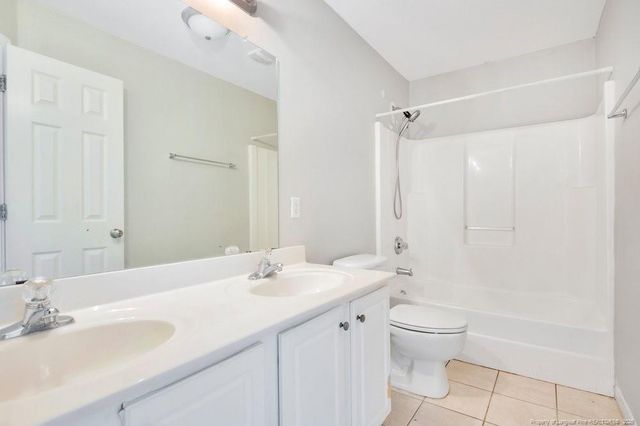 10 Pender Road, Spring Lake, NC 28390