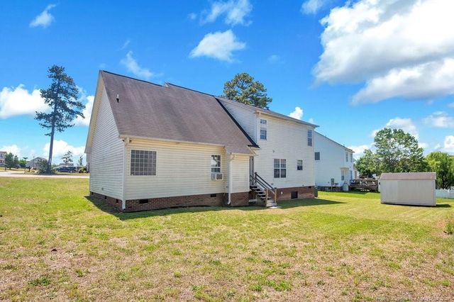 10 Pender Road, Spring Lake, NC 28390