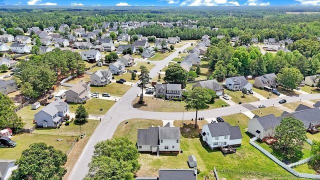 10 Pender Road, Spring Lake, NC 28390