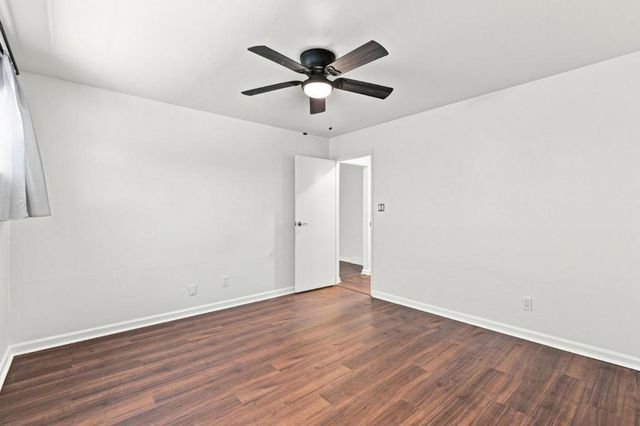 3877 Howe Street 108, Oakland, CA 94611